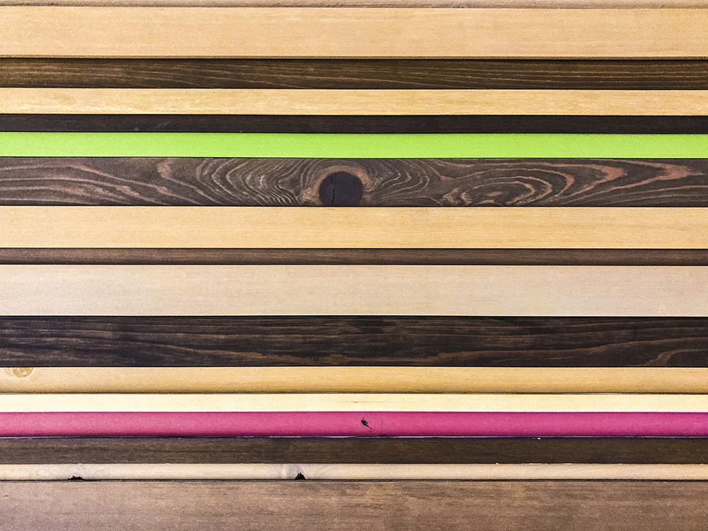 樹種や柄・化粧板を選んで製作